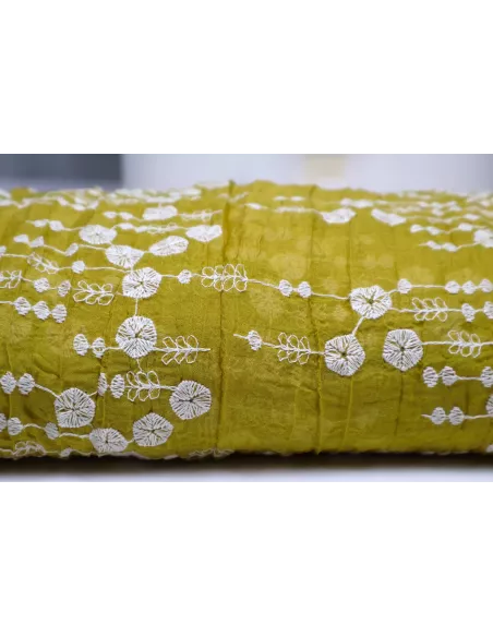 Tissu Viscose ocre - brodée fleurs écru