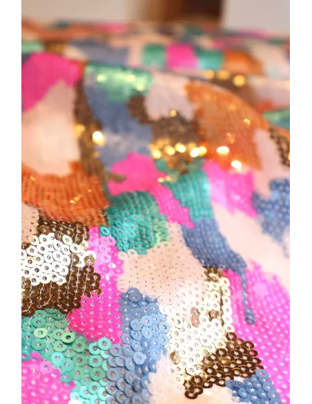 Tissu Tissu sequins multicolores brodés sur tulle