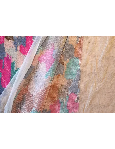 Tissu Tissu sequins multicolores brodés sur tulle